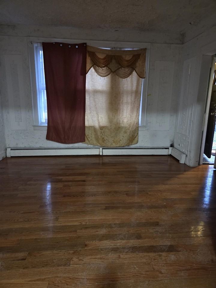 170 Randolph Ave #1 - Photo 2 of 9