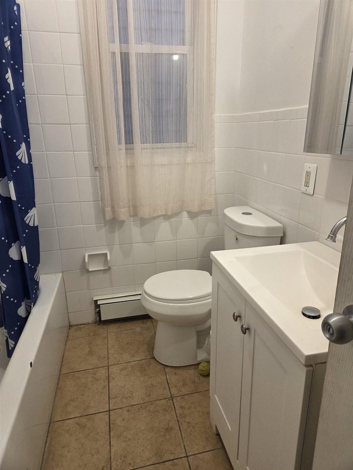 170 Randolph Ave #1 - Photo 6 of 9