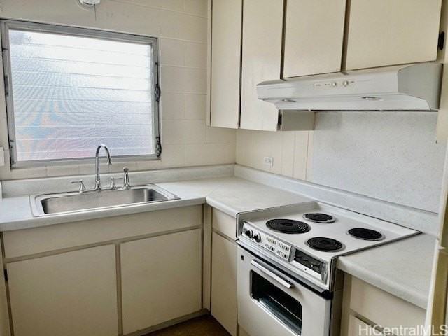 3 Iliahi St Apt B #B - Photo 2 of 7