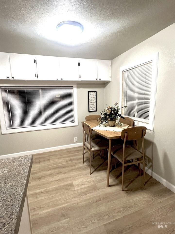 340 E 8th N Trlr 19 #19 - Photo 5 of 17