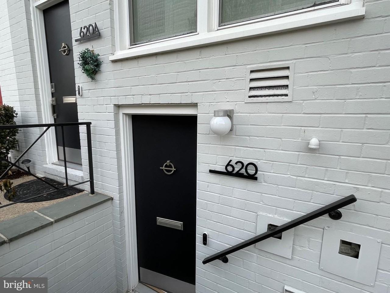 620 3rd St Sw - Photo 2 of 44