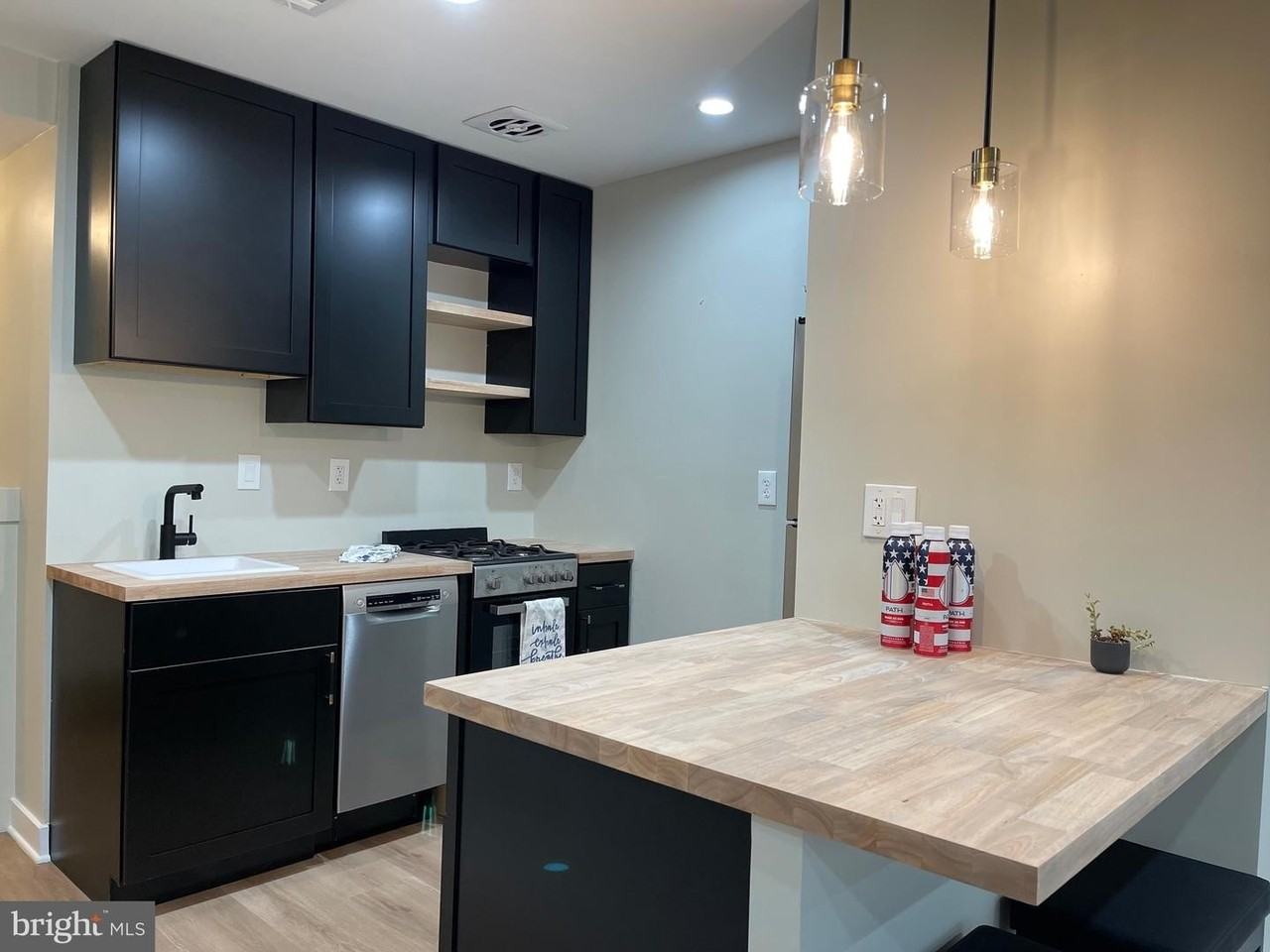 620 3rd St Sw - Photo 6 of 44