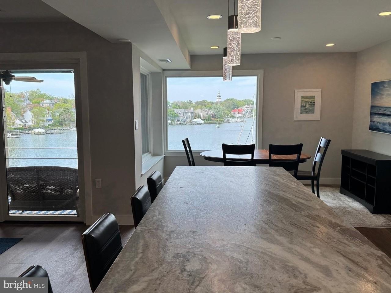 1 President Point Dr - Photo 5 of 36