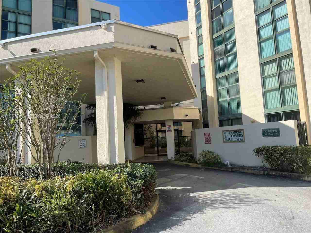 2055 Sw 122nd Ave #531 - Photo 5 of 19