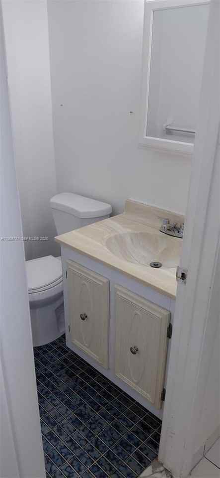 140 Nw 87th Ave #G219 - Photo 6 of 16