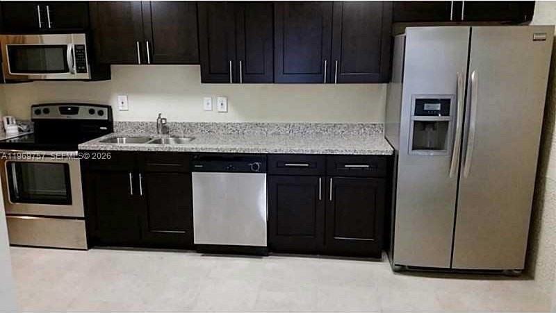 2418 Liberty St #A - Photo 2 of 8