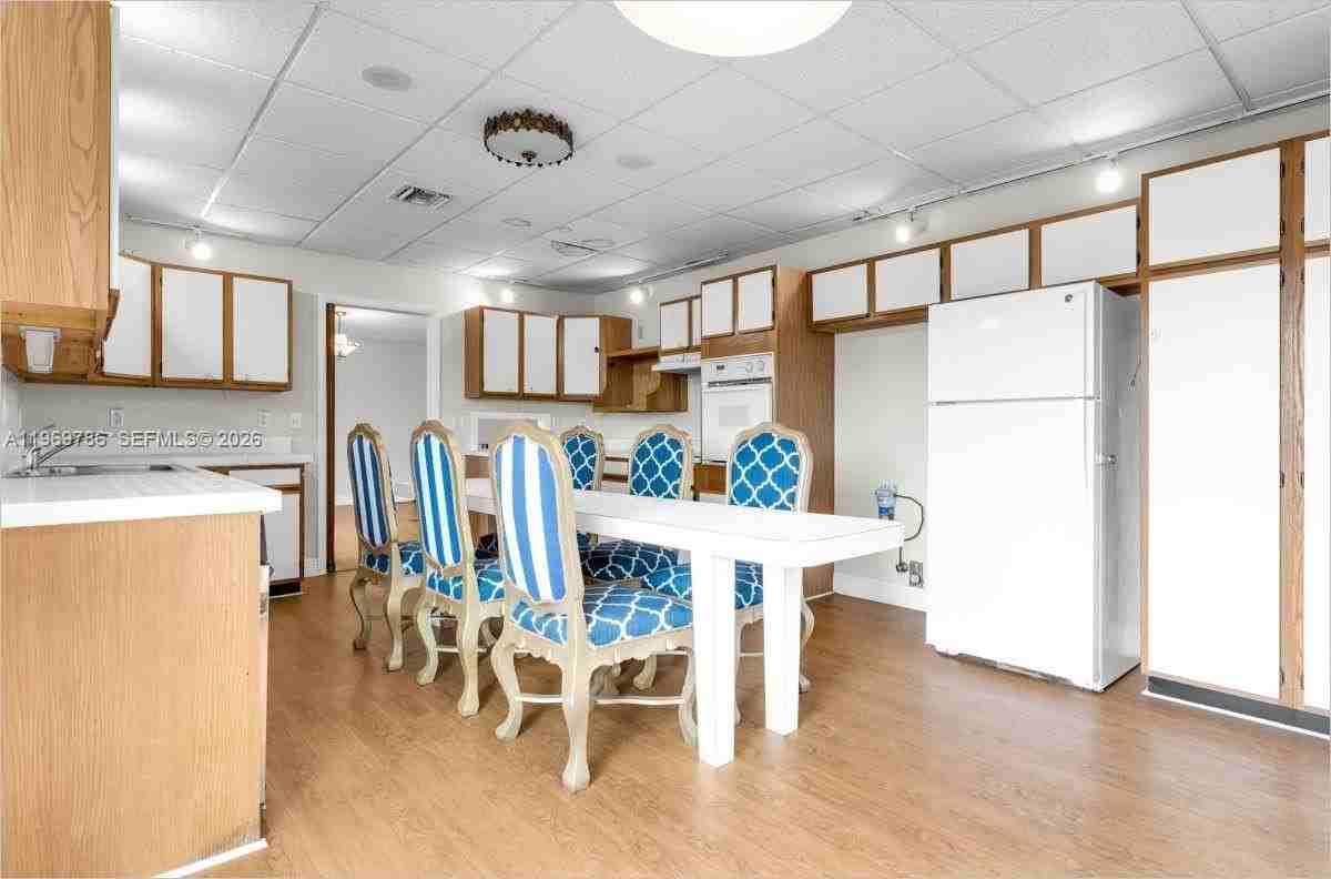 14820 Naranja Lakes Blvd - Photo 7 of 35