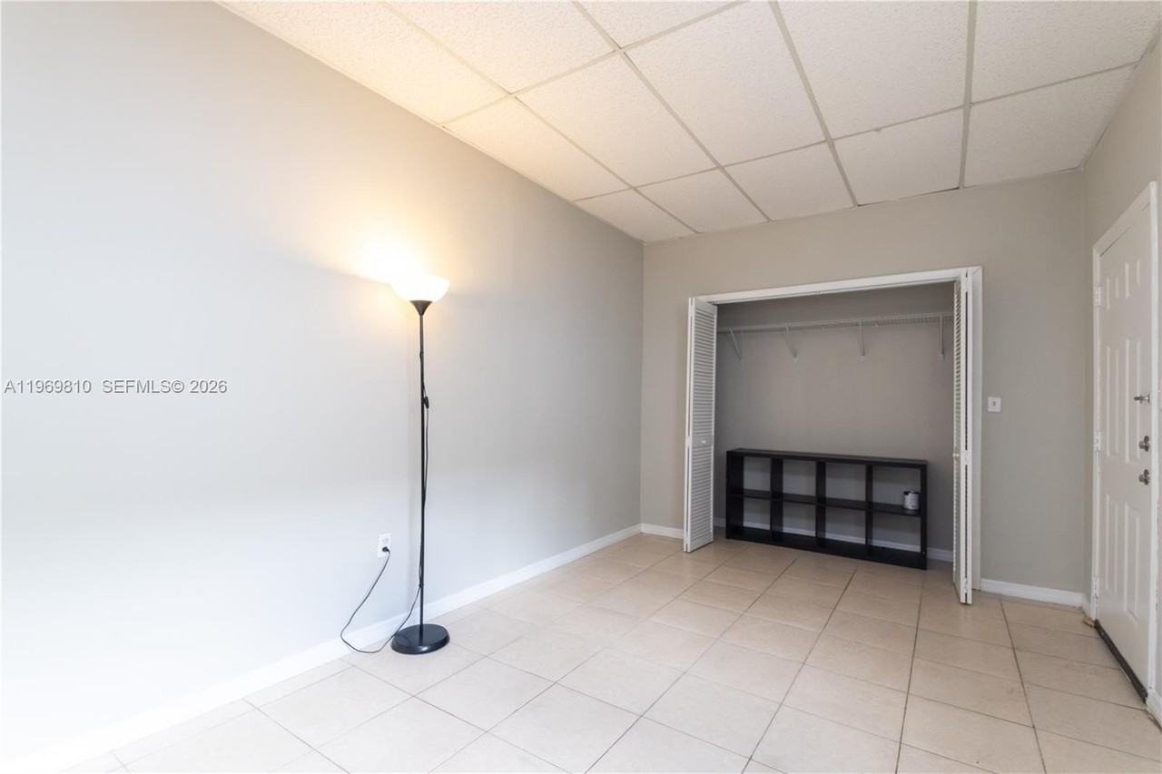 5807 Sw 41st St #2 - Photo 7 of 9