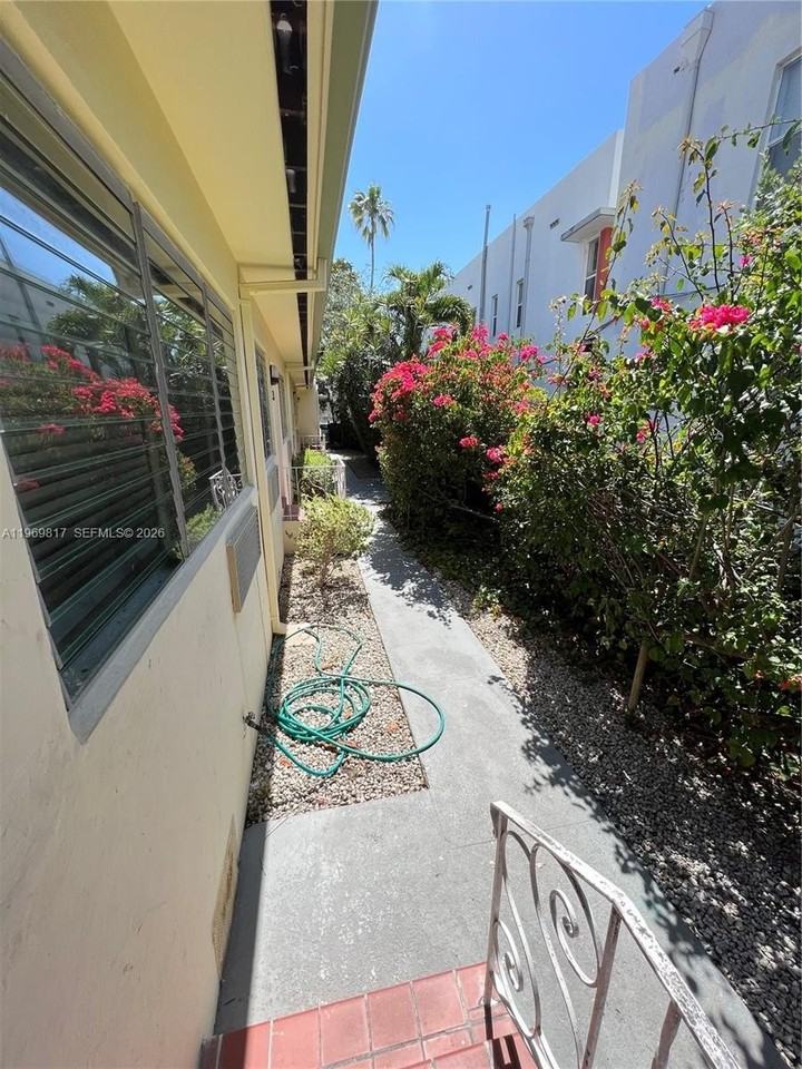 620 Jefferson Ave #4