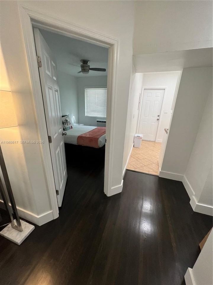 620 Jefferson Ave #4 - Photo 5 of 18