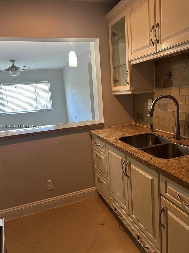 3216 Coral Ridge Dr #3216 - Photo 4 of 14