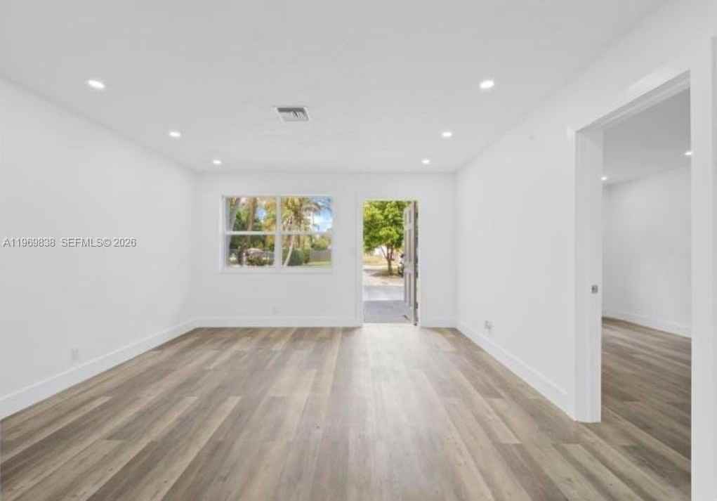 816 N Golf Dr #NA - Photo 3 of 29