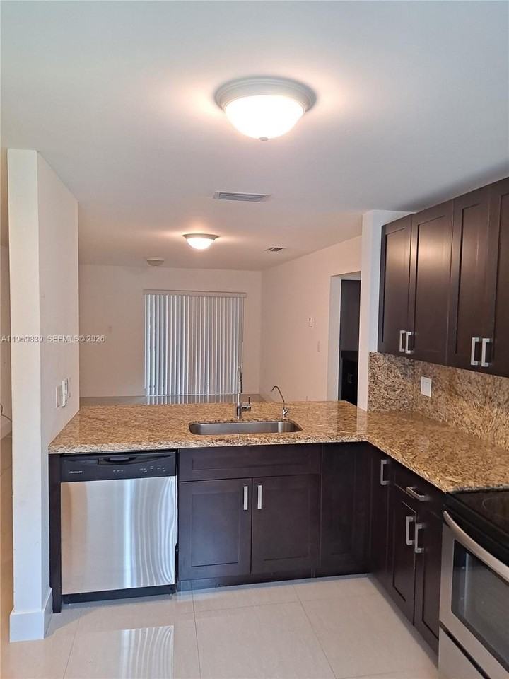 8041 Sw 21st Ct #8041 - Photo 3 of 16