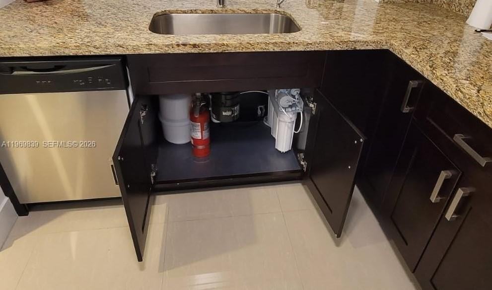 8041 Sw 21st Ct #8041 - Photo 4 of 16