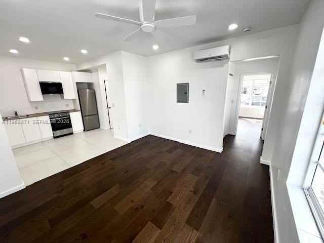 603 7th St #10 - Photo 6 of 13