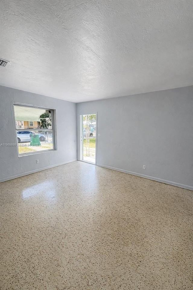 1801 Nw 82nd St - Photo 2 of 9