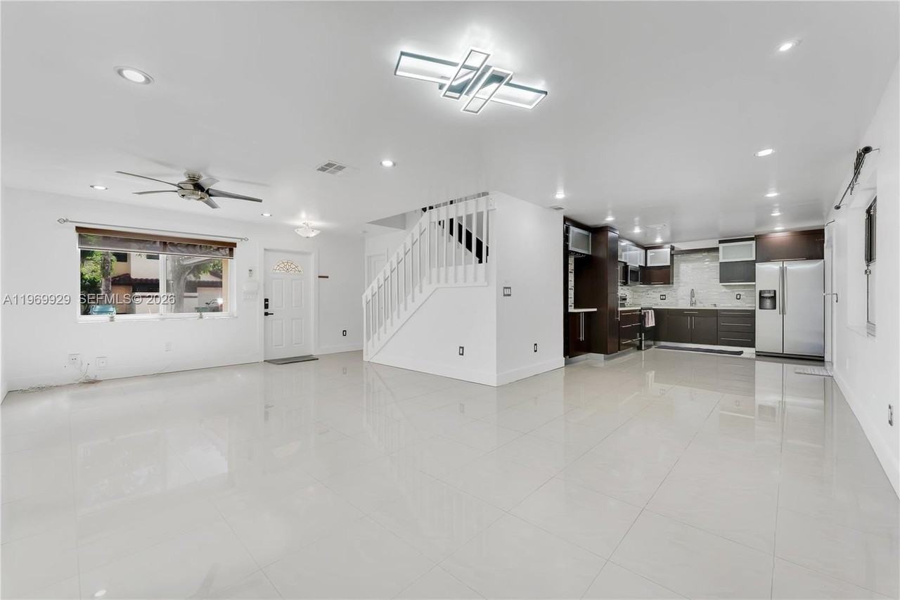 9646 Sw 151st Ave #1 - Photo 4 of 26