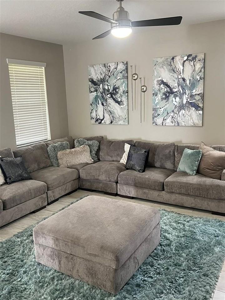 2220 Grantham Ave - Photo 6 of 17