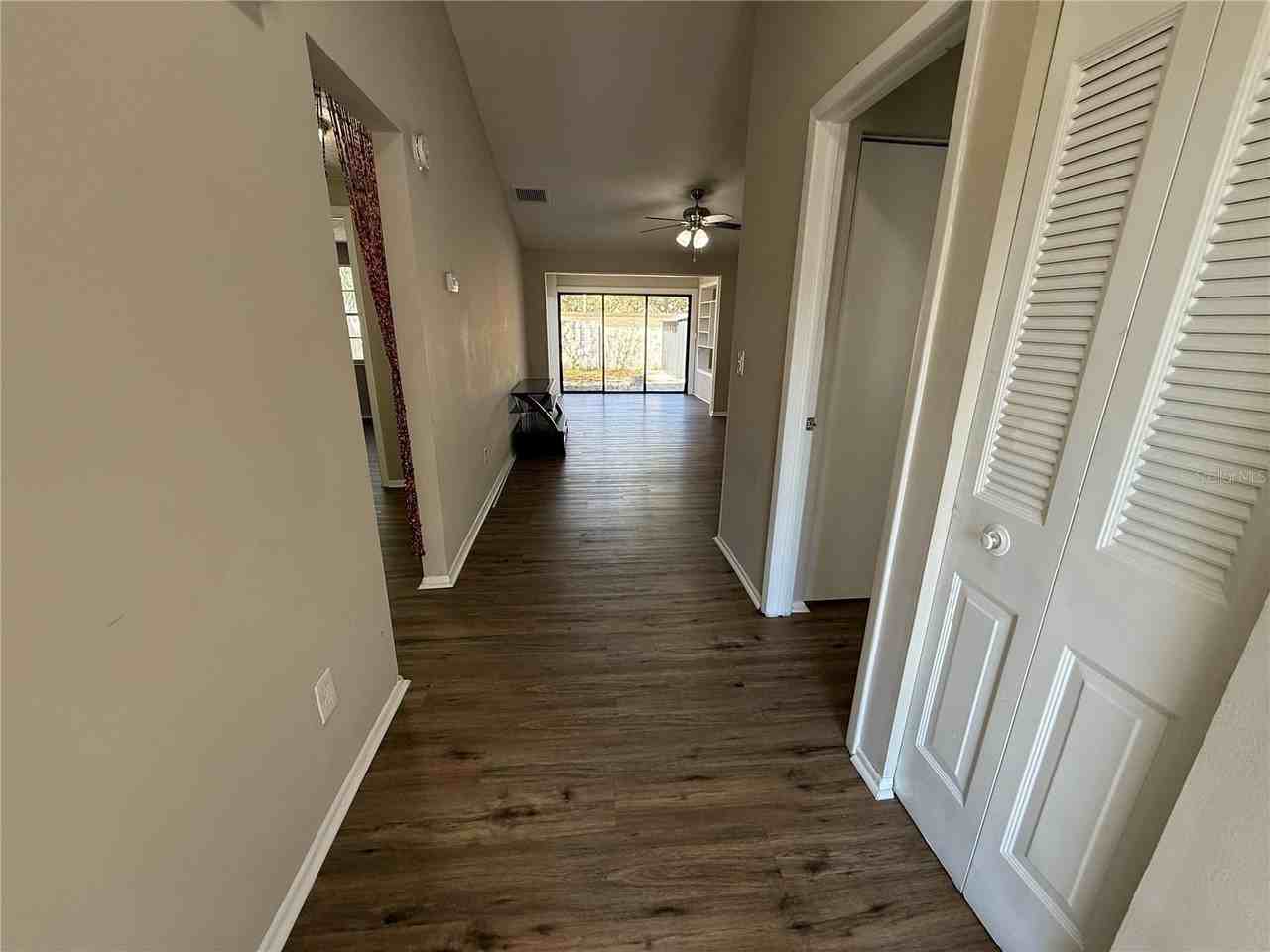 3246 Fox Lake Dr - Photo 2 of 20