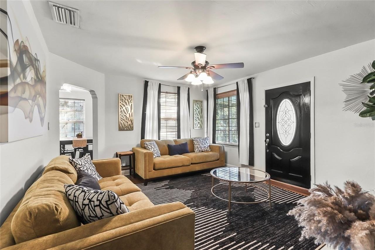 1108 E Chelsea St - Photo 5 of 45