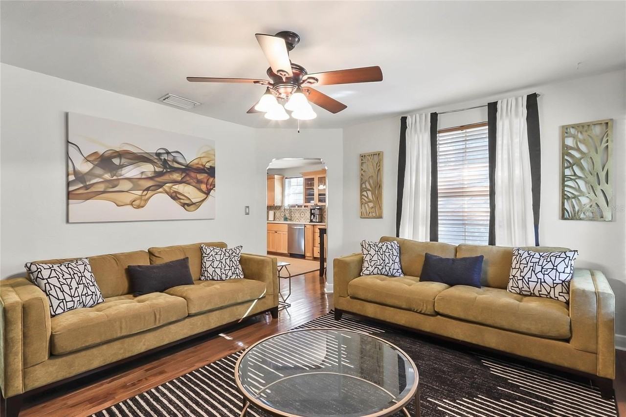 1108 E Chelsea St - Photo 7 of 45