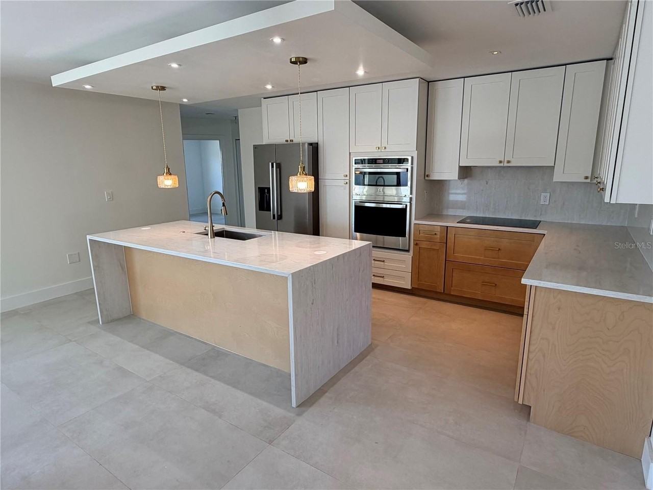 3918 Doral Dr - Photo 3 of 21