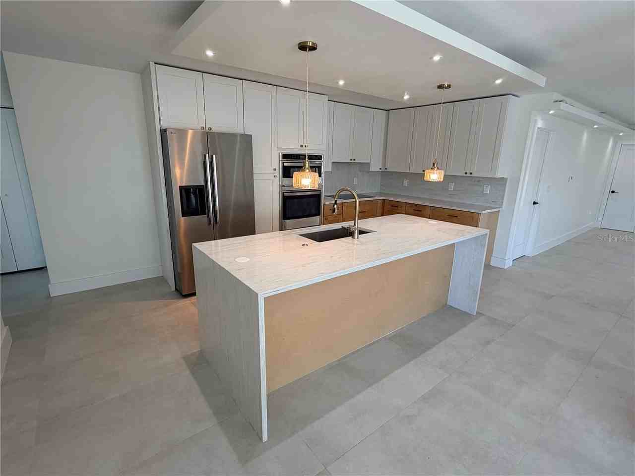 3918 Doral Dr - Photo 4 of 21