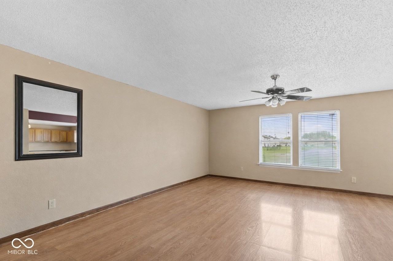 2230 Cedarmill Dr - Photo 7 of 20