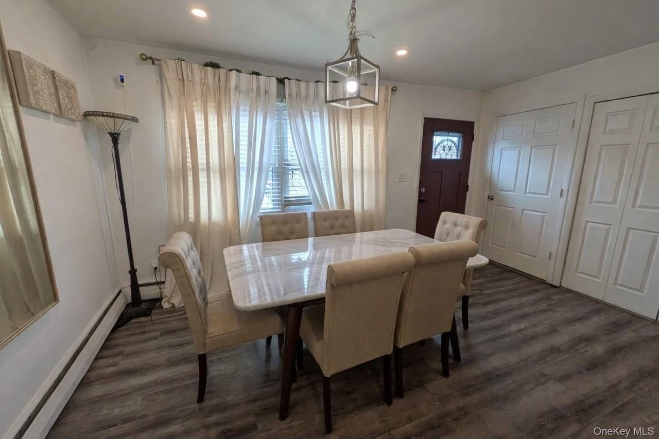 4 Mclaughlin Ave - Photo 2 of 14