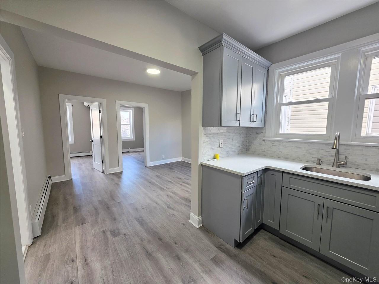 147 Jericho Tpke Unit 2 #2 - Photo 3 of 9