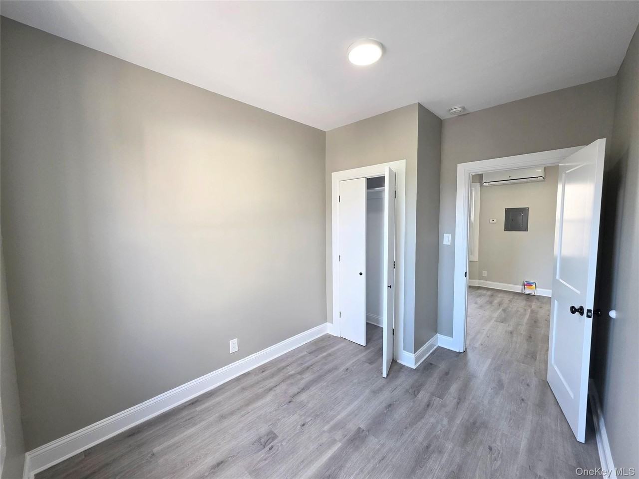 147 Jericho Tpke Unit 2 #2 - Photo 5 of 9