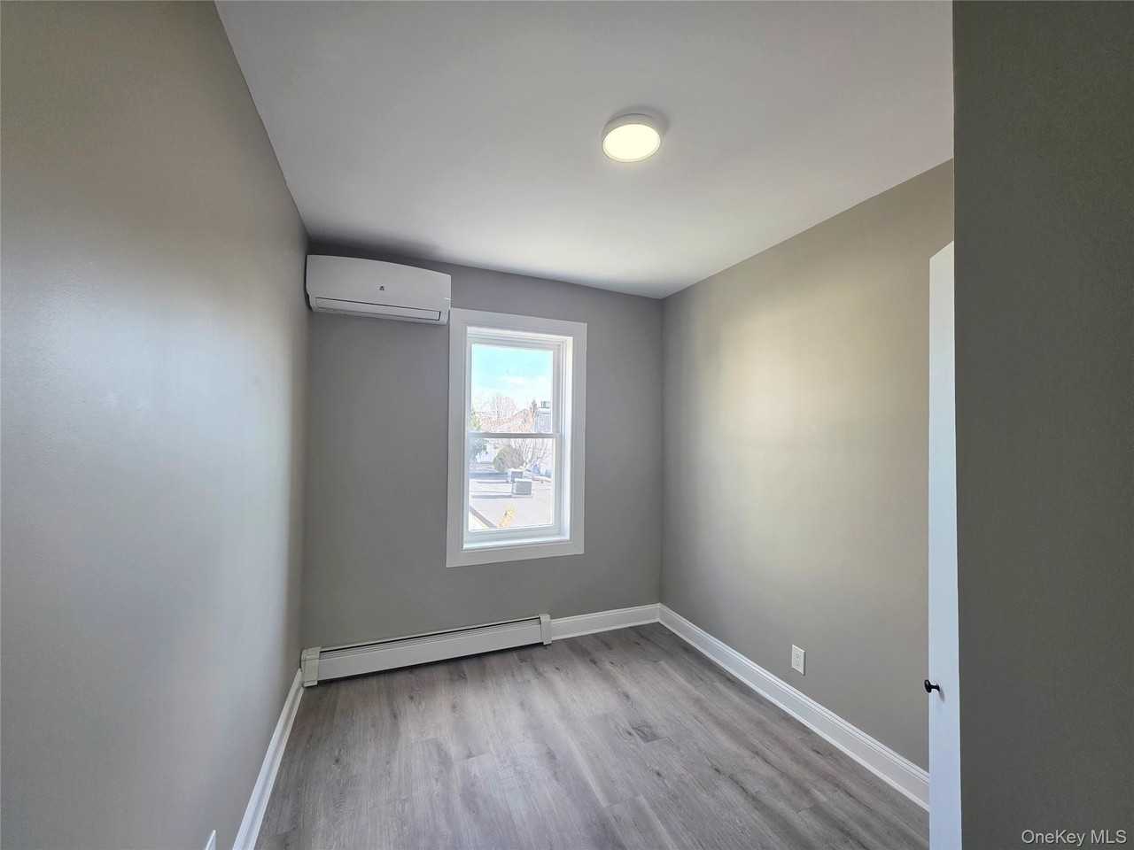 147 Jericho Tpke Unit 2 #2 - Photo 6 of 9