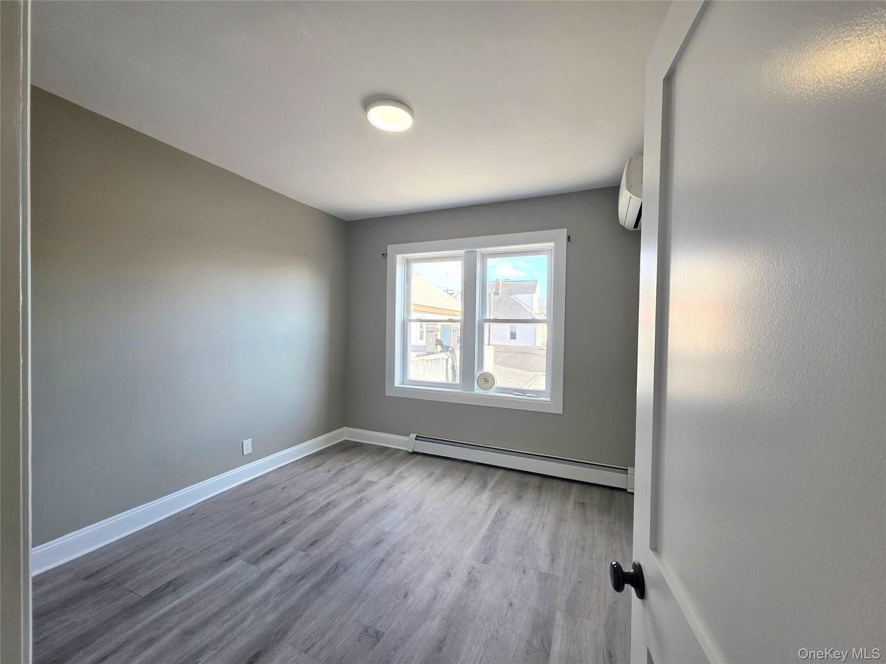 147 Jericho Tpke Unit 2 #2 - Photo 7 of 9