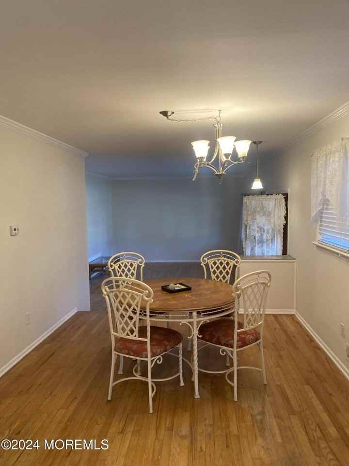 105 Suburban Dr - Photo 3 of 18