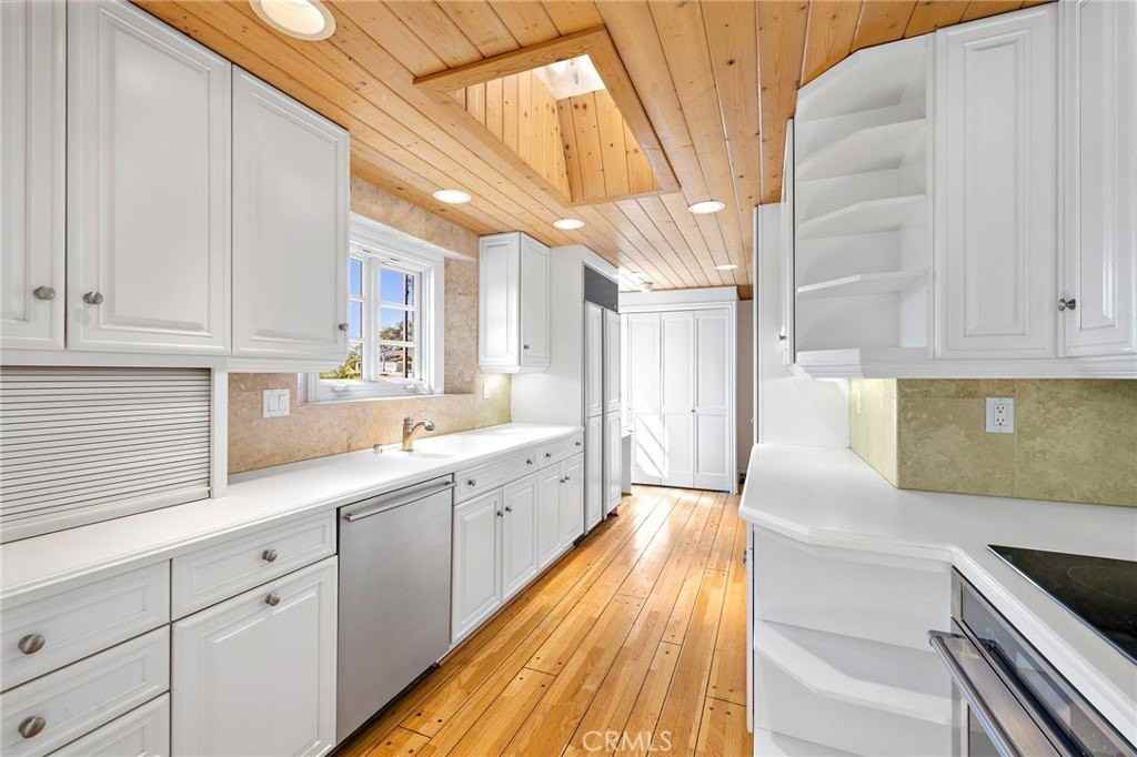 508 Seaview St - Photo 5 of 28