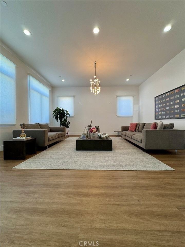 14142 Dall Ln - Photo 4 of 27