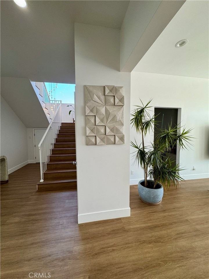 14142 Dall Ln - Photo 7 of 27