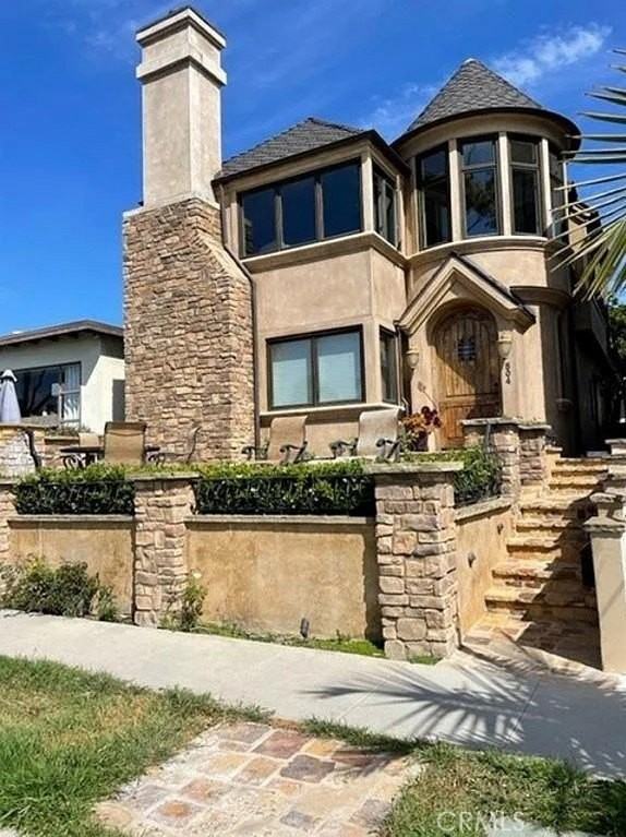 504 Avocado Ave - Photo 2 of 20