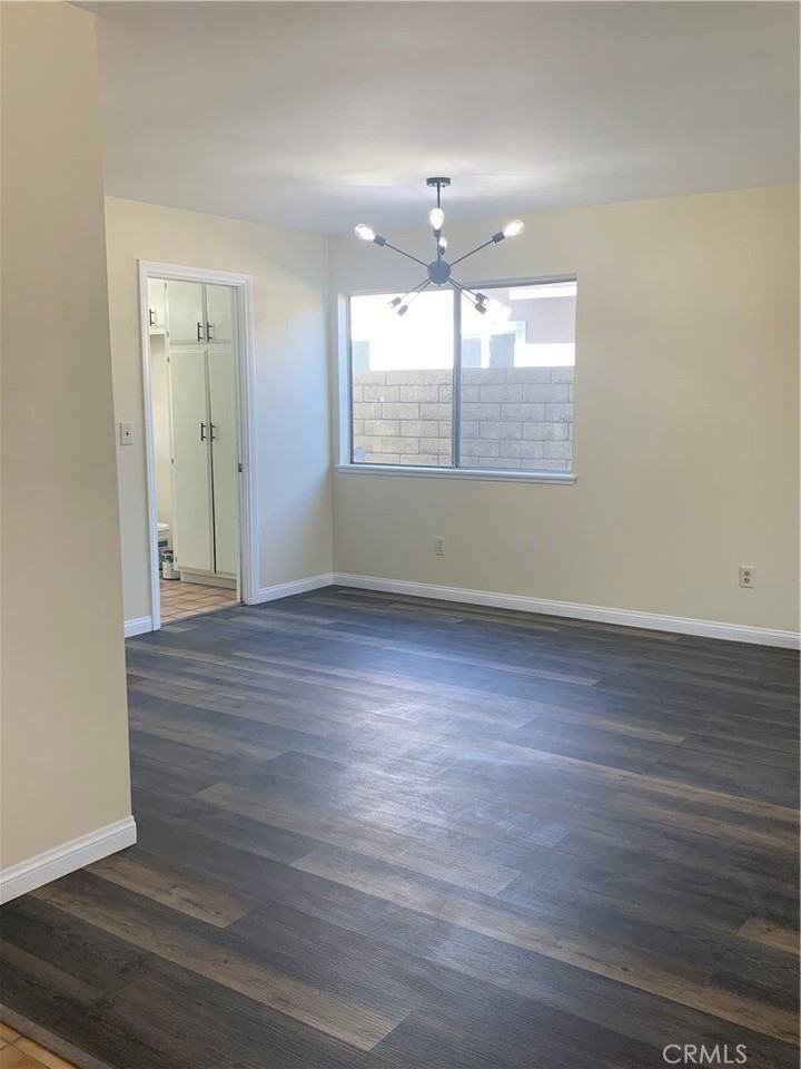 183 S Barbara Way - Photo 2 of 25