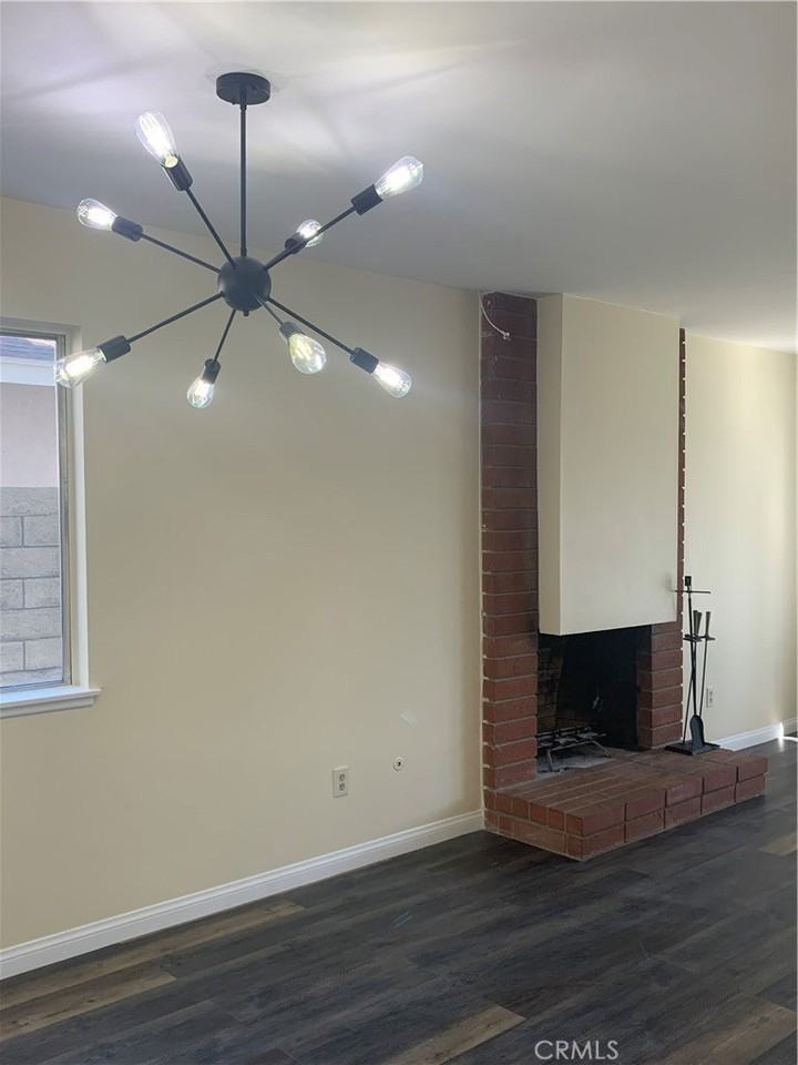 183 S Barbara Way - Photo 3 of 25