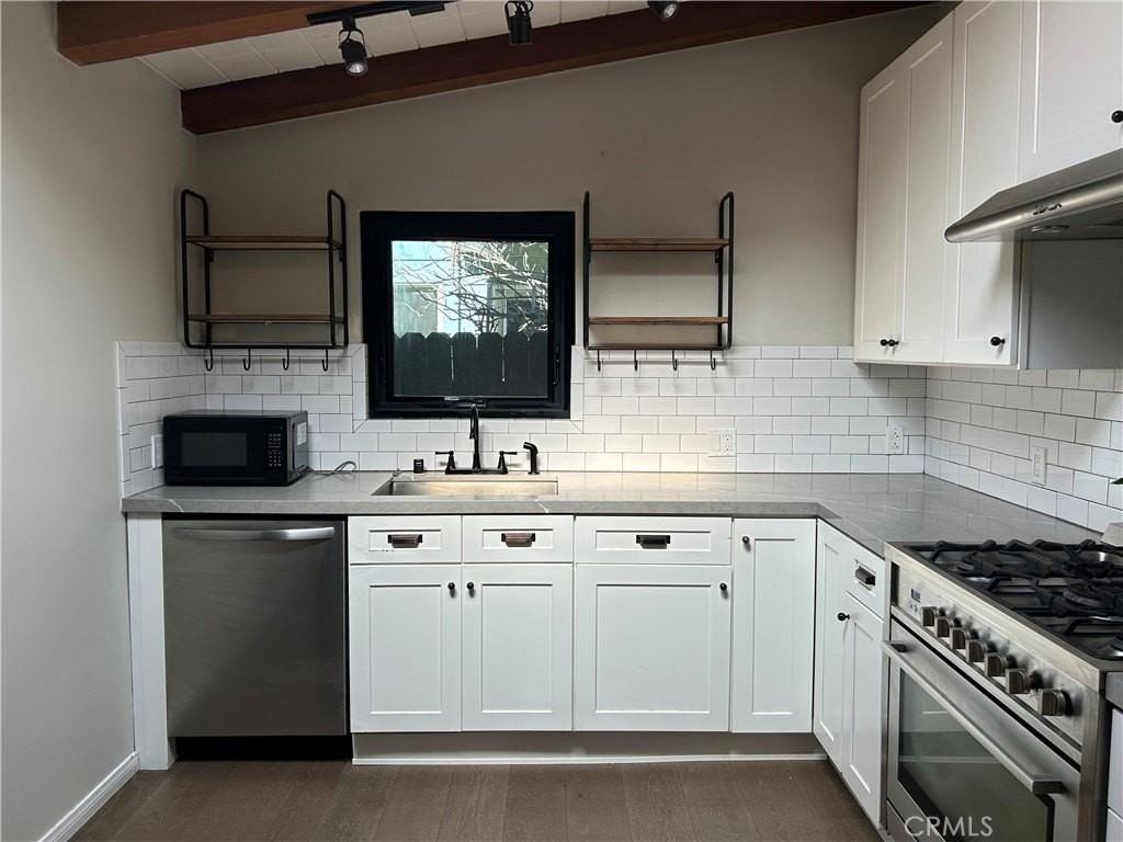 4283 Morro Dr - Photo 5 of 25