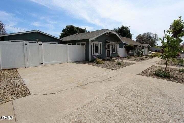 730 E Pleasant St - Photo 2 of 12