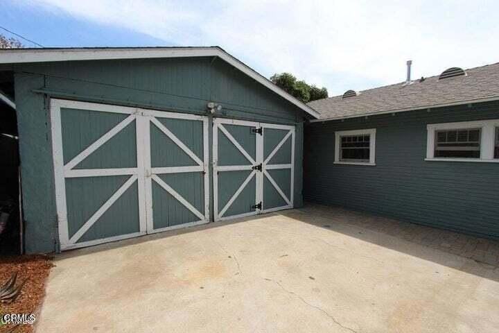 730 E Pleasant St - Photo 3 of 12