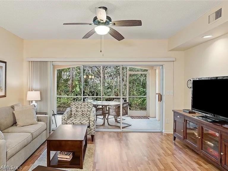 1096 Woodshire Ln #C106 - Photo 6 of 20