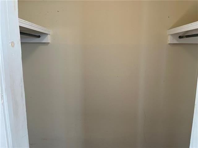 4305 Palmyra St - Photo 3 of 9