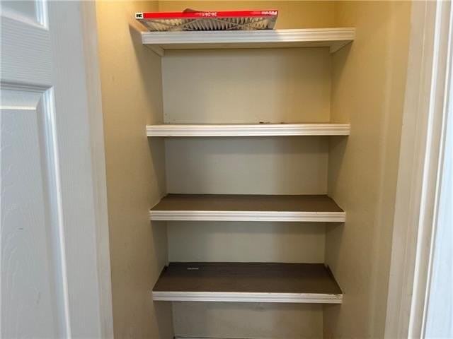 4305 Palmyra St - Photo 4 of 9