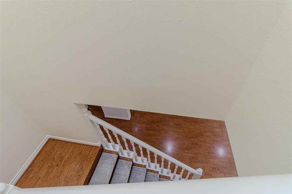 4520 Glenwick Ln - Photo 6 of 36