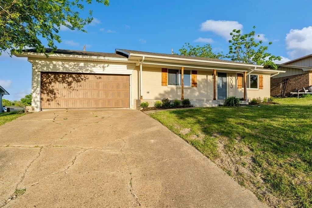 503 Rogers Way - Photo 4 of 25