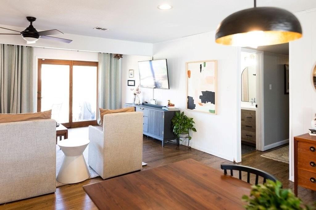 3770 Cornish Ave - Photo 6 of 23