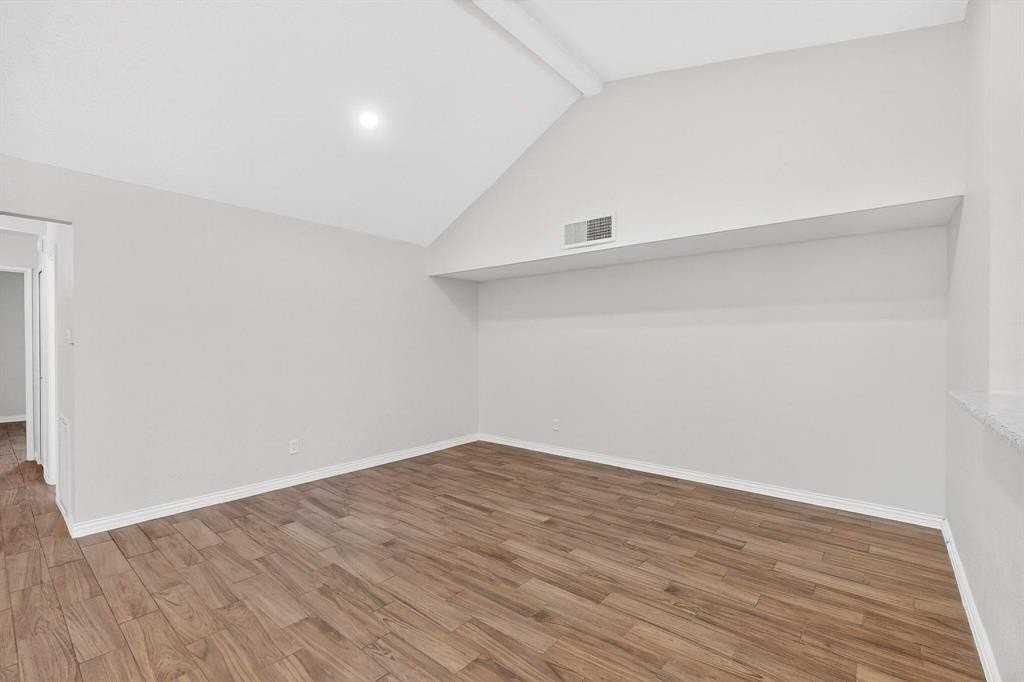 4629 Chapman St - Photo 7 of 25